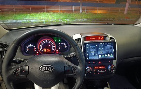 KIA cee'd I рестайлинг, 2010 год, 750 000 рублей, 18 фотография