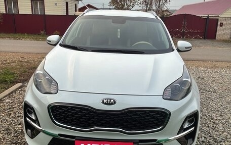 KIA Sportage IV рестайлинг, 2019 год, 2 950 000 рублей, 3 фотография
