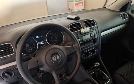 Volkswagen Golf VI, 2011 год, 1 500 000 рублей, 2 фотография