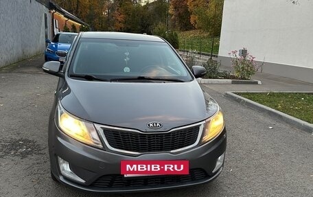 KIA Rio III рестайлинг, 2012 год, 900 000 рублей, 2 фотография