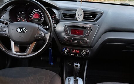 KIA Rio III рестайлинг, 2012 год, 900 000 рублей, 14 фотография