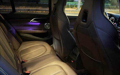 BMW 1 серия, 2022 год, 3 500 000 рублей, 16 фотография