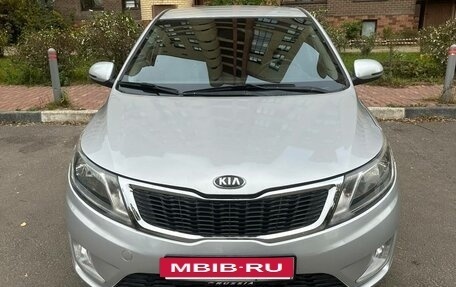 KIA Rio III рестайлинг, 2014 год, 650 000 рублей, 2 фотография