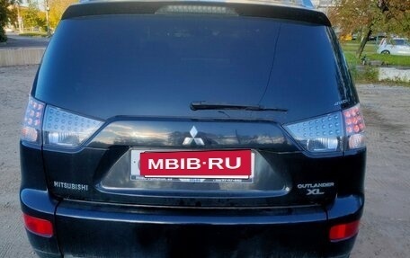 Mitsubishi Outlander III рестайлинг 3, 2007 год, 1 400 000 рублей, 3 фотография