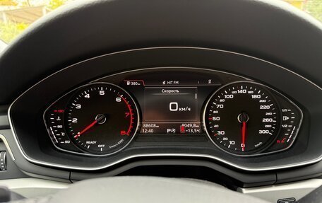 Audi A4, 2019 год, 2 400 000 рублей, 9 фотография