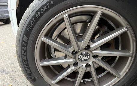 Audi A4, 2019 год, 2 400 000 рублей, 13 фотография