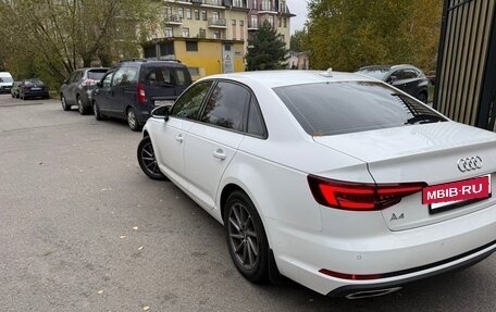 Audi A4, 2019 год, 2 400 000 рублей, 15 фотография