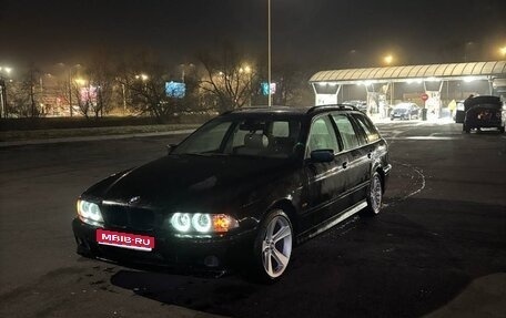 BMW 5 серия, 2001 год, 585 000 рублей, 1 фотография