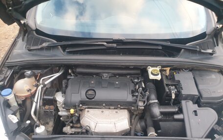 Peugeot 308 II, 2011 год, 620 000 рублей, 16 фотография