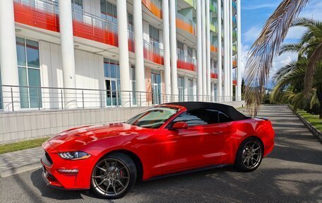 Ford Mustang VI рестайлинг, 2022 год, 3 700 000 рублей, 4 фотография