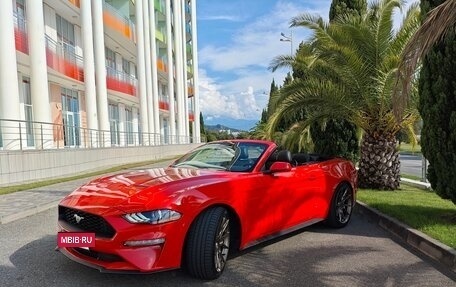 Ford Mustang VI рестайлинг, 2022 год, 3 700 000 рублей, 2 фотография