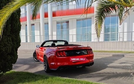 Ford Mustang VI рестайлинг, 2022 год, 3 700 000 рублей, 8 фотография