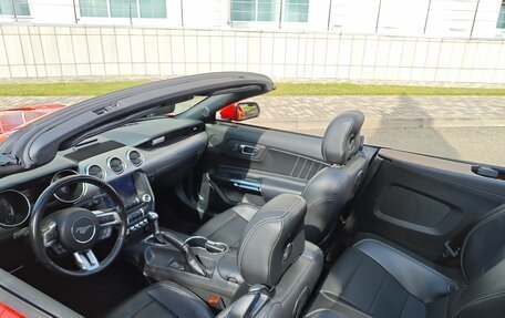 Ford Mustang VI рестайлинг, 2022 год, 3 700 000 рублей, 15 фотография
