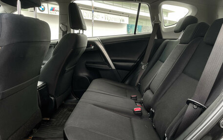 Toyota RAV4, 2013 год, 1 747 000 рублей, 10 фотография