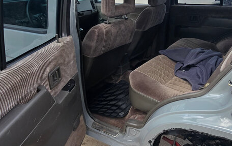 Nissan Terrano II рестайлинг, 1991 год, 1 000 000 рублей, 8 фотография