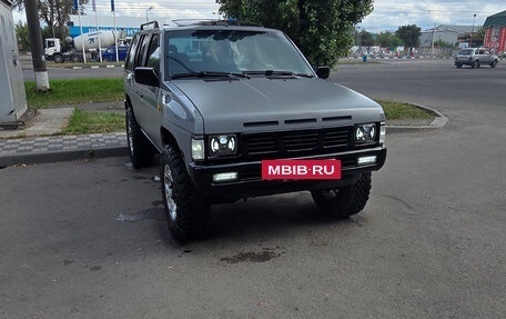 Nissan Terrano II рестайлинг, 1991 год, 1 000 000 рублей, 7 фотография