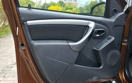 Renault Duster I рестайлинг, 2013 год, 650 000 рублей, 25 фотография