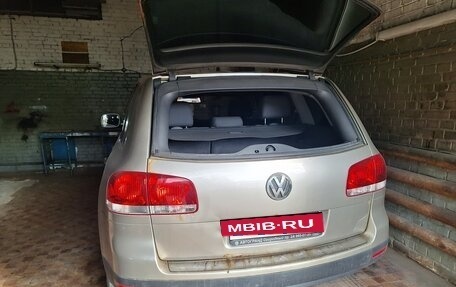 Volkswagen Touareg III, 2005 год, 550 000 рублей, 5 фотография