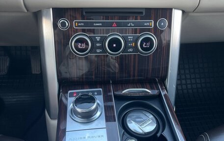 Land Rover Range Rover IV рестайлинг, 2017 год, 4 300 000 рублей, 11 фотография