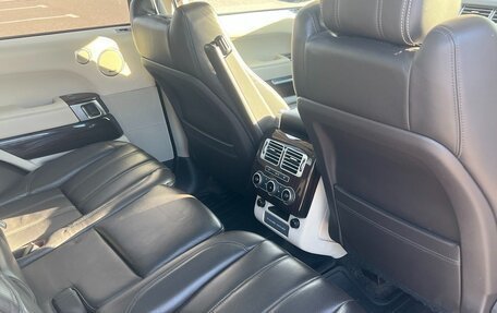 Land Rover Range Rover IV рестайлинг, 2017 год, 4 300 000 рублей, 15 фотография