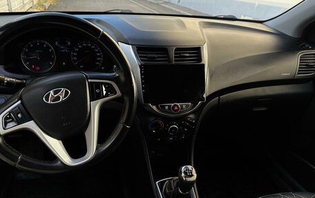 Hyundai Solaris II рестайлинг, 2011 год, 610 000 рублей, 7 фотография