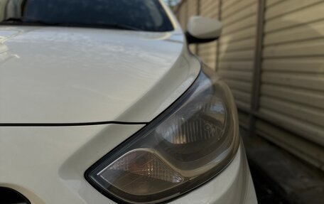 Hyundai Solaris II рестайлинг, 2011 год, 610 000 рублей, 10 фотография