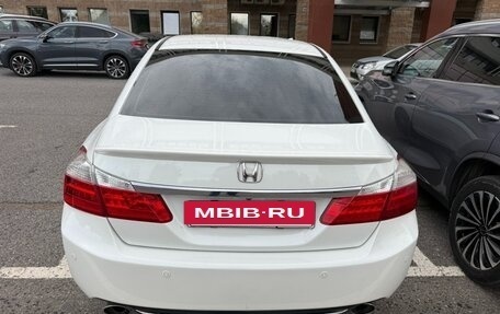 Honda Accord IX рестайлинг, 2013 год, 1 157 000 рублей, 8 фотография