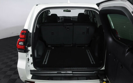 Toyota Land Cruiser Prado 150 рестайлинг 2, 2021 год, 4 326 000 рублей, 9 фотография
