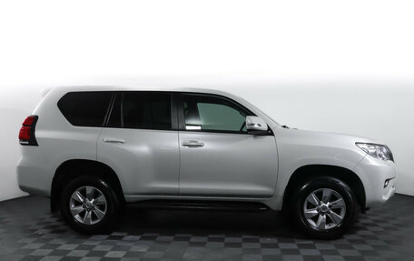 Toyota Land Cruiser Prado 150 рестайлинг 2, 2021 год, 4 326 000 рублей, 4 фотография