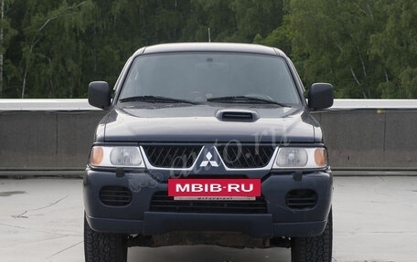 Mitsubishi Pajero Sport II рестайлинг, 2005 год, 400 000 рублей, 4 фотография