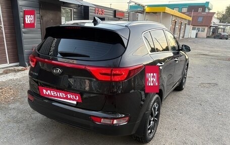 KIA Sportage IV рестайлинг, 2018 год, 1 980 000 рублей, 4 фотография