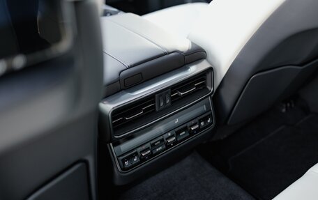 Lexus LX, 2025 год, 17 990 000 рублей, 30 фотография