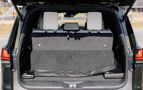 Lexus LX, 2025 год, 17 990 000 рублей, 37 фотография
