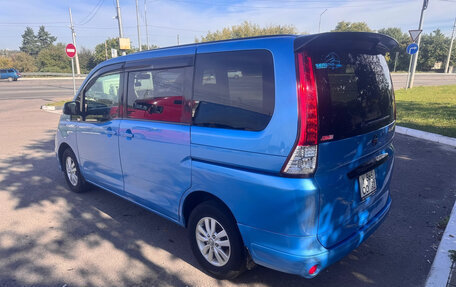 Nissan Serena III, 2010 год, 975 000 рублей, 4 фотография