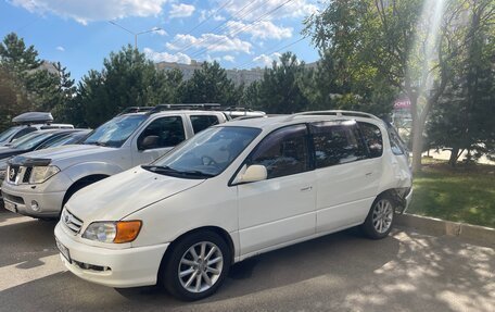 Toyota Ipsum II, 1999 год, 350 000 рублей, 1 фотография