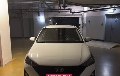 Hyundai Solaris II рестайлинг, 2021 год, 1 500 000 рублей, 1 фотография