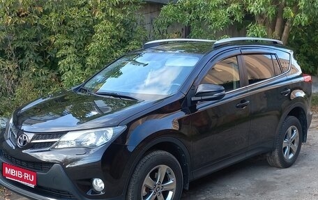 Toyota RAV4, 2015 год, 2 160 000 рублей, 1 фотография