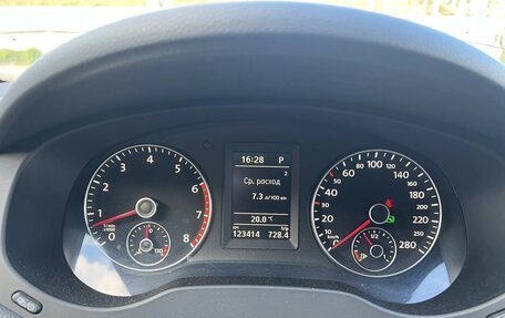 Volkswagen Jetta VI, 2013 год, 950 000 рублей, 7 фотография