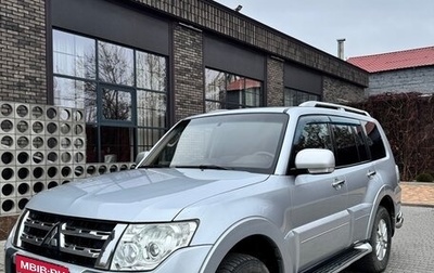 Mitsubishi Pajero IV, 2011 год, 2 000 000 рублей, 1 фотография