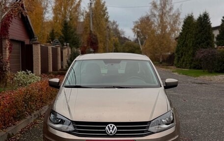 Volkswagen Polo VI (EU Market), 2017 год, 940 000 рублей, 1 фотография