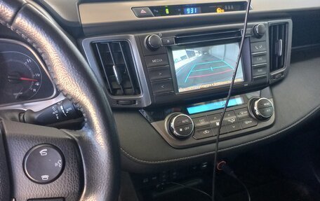 Toyota RAV4, 2015 год, 2 160 000 рублей, 3 фотография