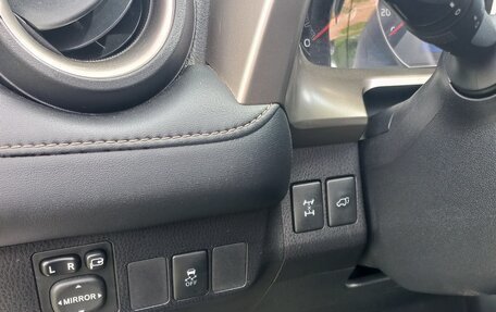 Toyota RAV4, 2015 год, 2 160 000 рублей, 4 фотография