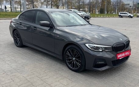 BMW 3 серия, 2019 год, 2 870 000 рублей, 3 фотография