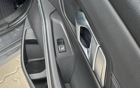BMW 3 серия, 2019 год, 2 870 000 рублей, 15 фотография