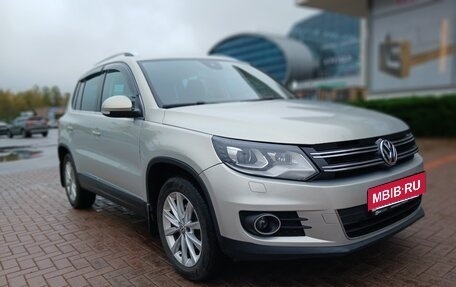Volkswagen Tiguan I, 2013 год, 900 000 рублей, 2 фотография