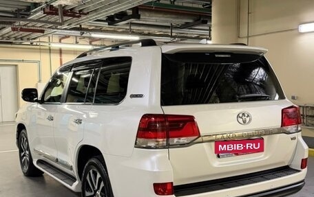 Toyota Land Cruiser 200, 2017 год, 11 500 000 рублей, 3 фотография