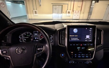 Toyota Land Cruiser 200, 2017 год, 11 500 000 рублей, 8 фотография