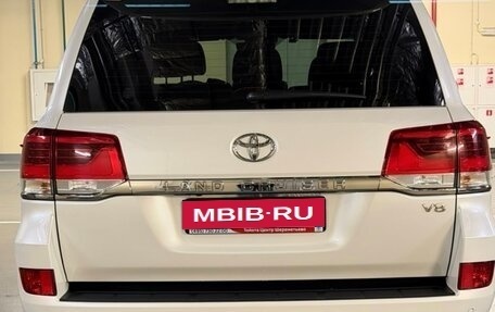 Toyota Land Cruiser 200, 2017 год, 11 500 000 рублей, 5 фотография