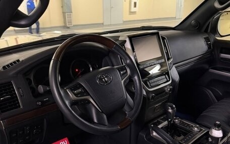 Toyota Land Cruiser 200, 2017 год, 11 500 000 рублей, 18 фотография