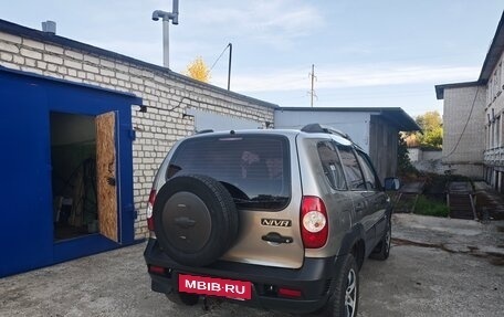 Chevrolet Niva I рестайлинг, 2012 год, 410 000 рублей, 6 фотография